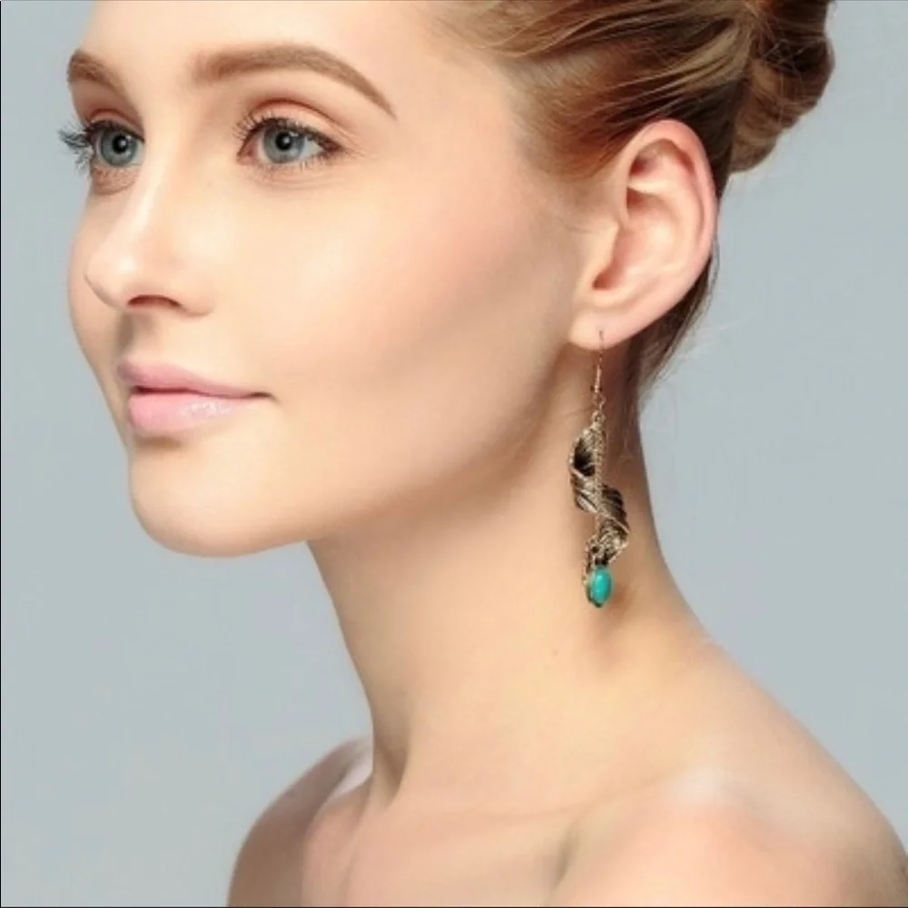 CUTE DANGLE EARRINGS ARTIFICIAL TURQUOISE STONE
